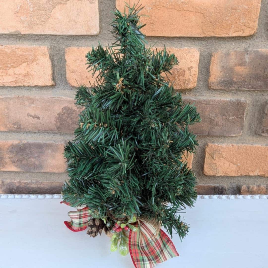 Festive Mini Christmas Tree, Holiday Decor, Faux Christmas Tree Decoration, Holiday Shelf Decor with Pine Cones, Table Centerpiece