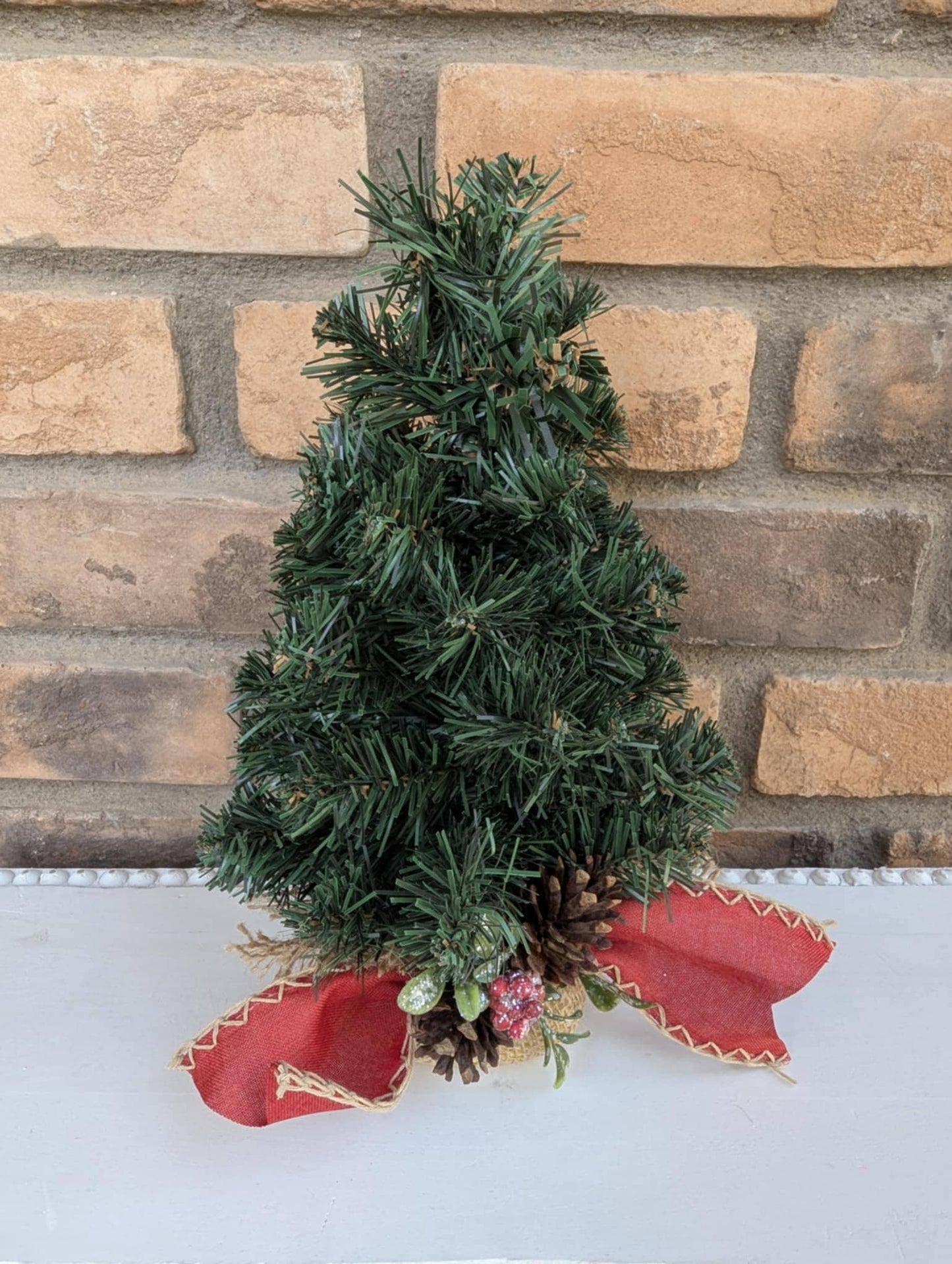Festive Mini Christmas Tree, Holiday Decor, Faux Christmas Tree Decoration, Holiday Shelf Decor with Pine Cones, Table Centerpiece