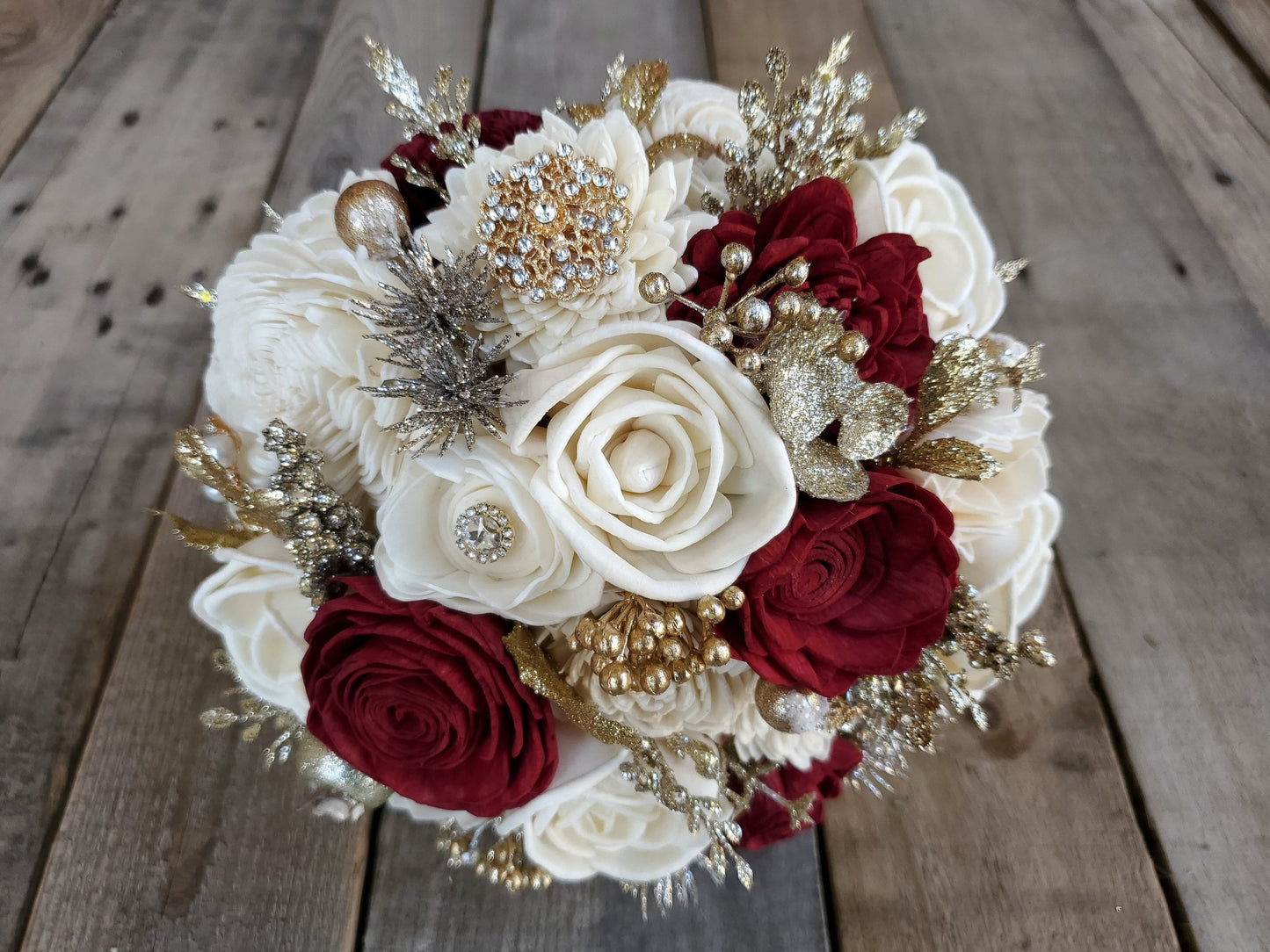 Brooch Bouquet, Sola Wood Flowers, Gold Wooden Bridal Bouquet, Wedding Flowers with Gold Brooches