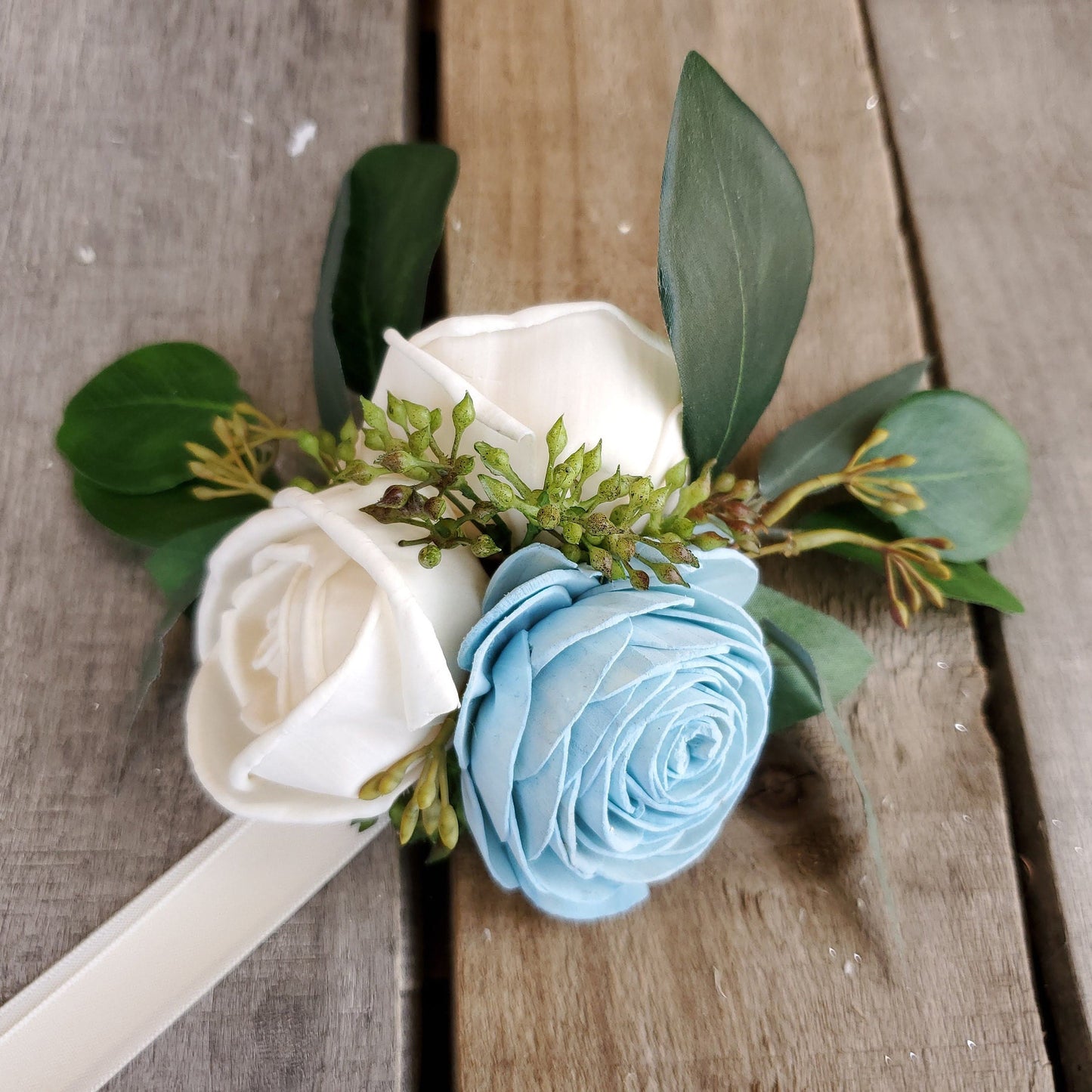 Wood Flower Corsage, Wooden Flower Wedding Wrist Corsage, Prom Corsage, Wrist Corsage for Prom, Wood Wedding Flowers, Bridesmaid Corsage