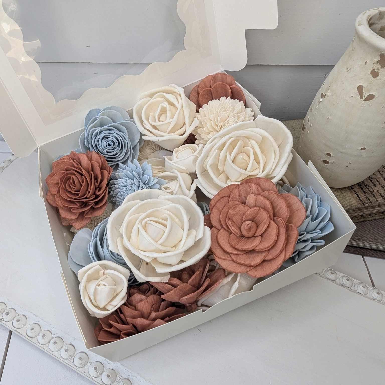 Sola Wood Flowers for Crafting in Natural Cream, Accent colors, DIY Wooden Flowers for Wedding Cake, Bouquets, Corsage, Boutonnieres