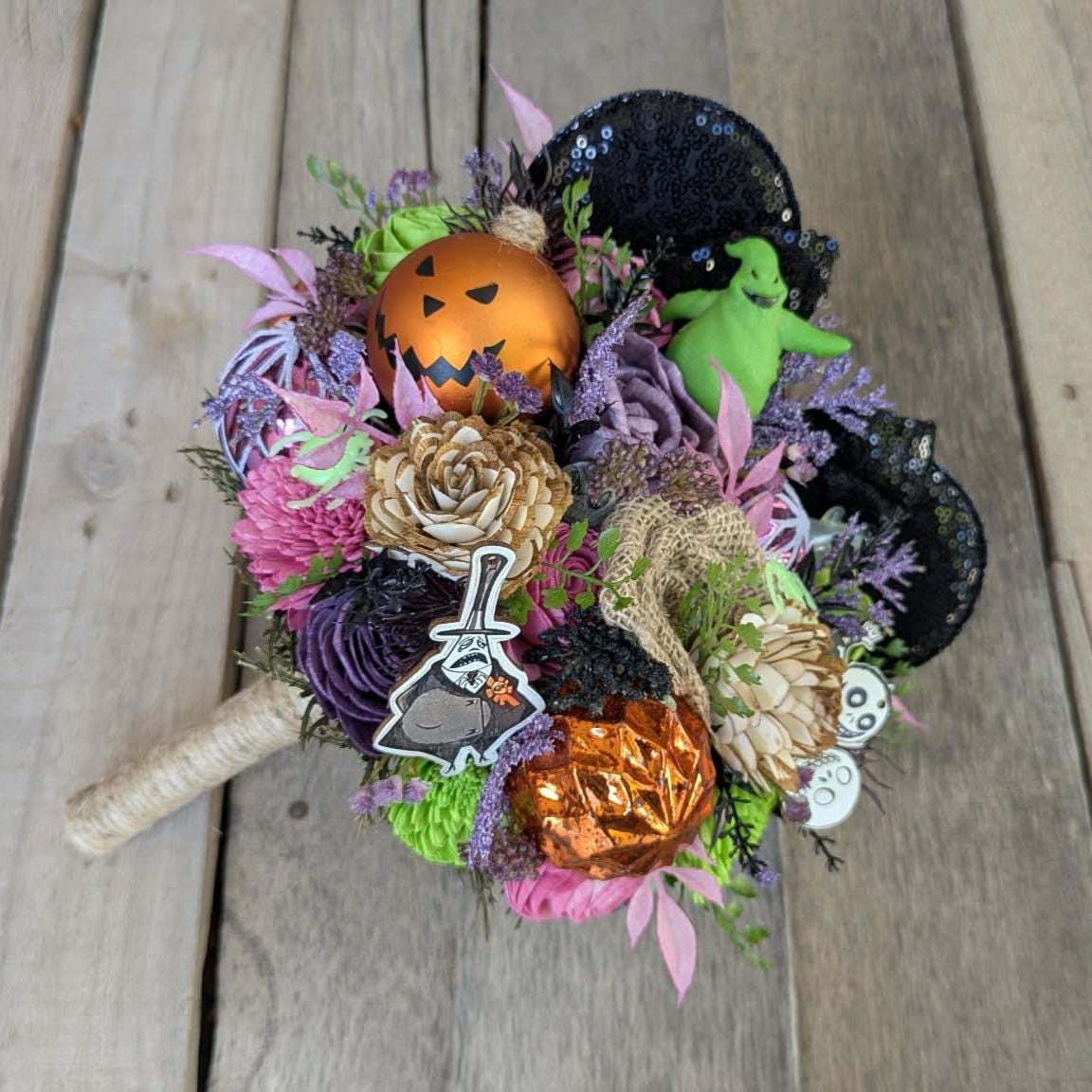 Oogie Boogie Nightmare Before Christmas Inspired Wood Flower Bouquet, Cosplay Bridal Bouquet, Halloween Wedding Flowers, Jack and Sally