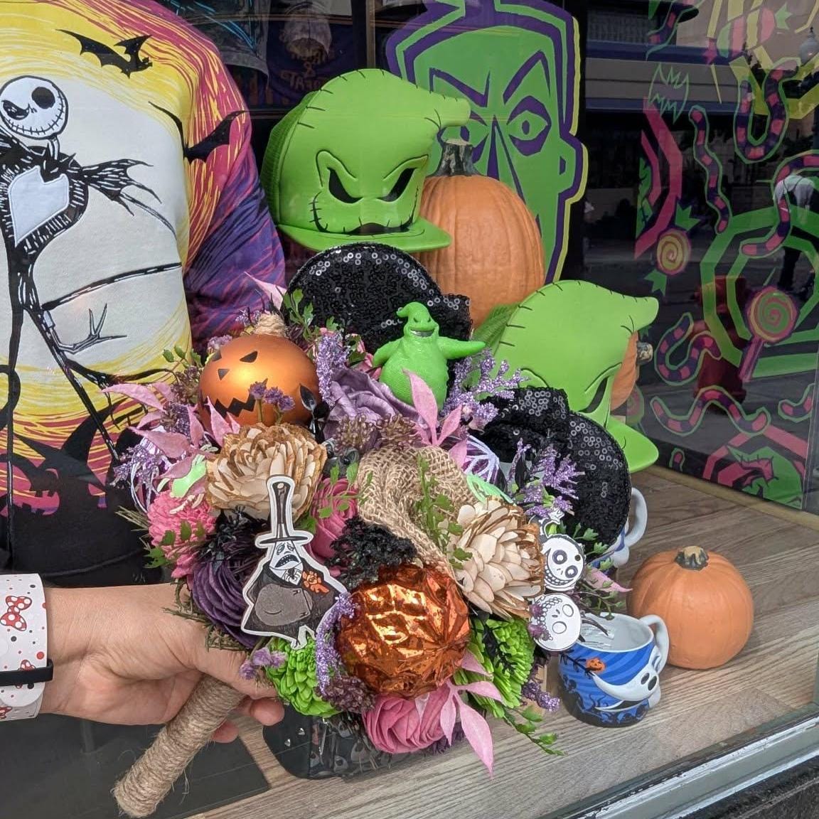 Oogie Boogie Nightmare Before Christmas Inspired Wood Flower Bouquet, Cosplay Bridal Bouquet, Halloween Wedding Flowers, Jack and Sally