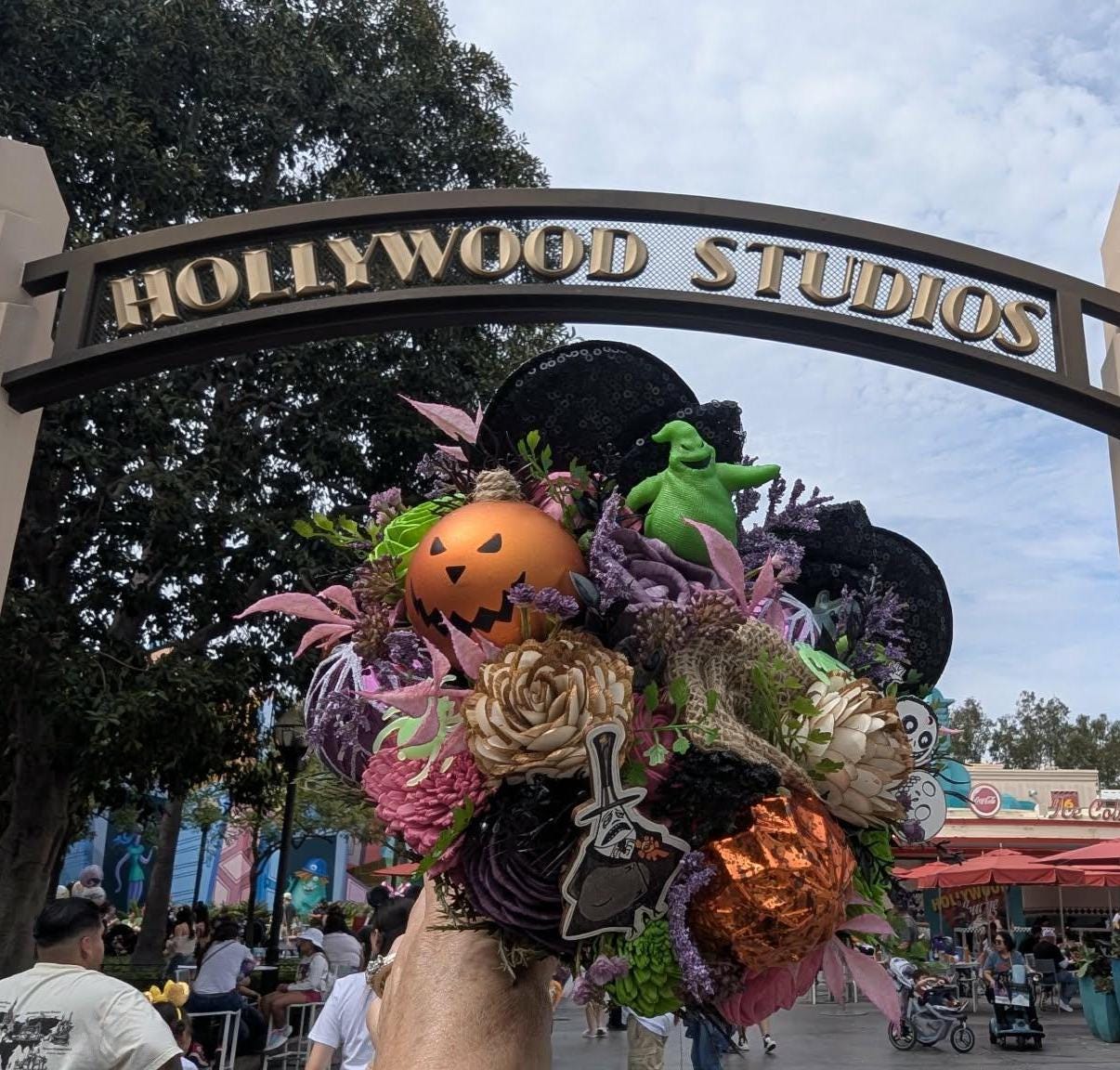 Oogie Boogie Nightmare Before Christmas Inspired Wood Flower Bouquet, Cosplay Bridal Bouquet, Halloween Wedding Flowers, Jack and Sally