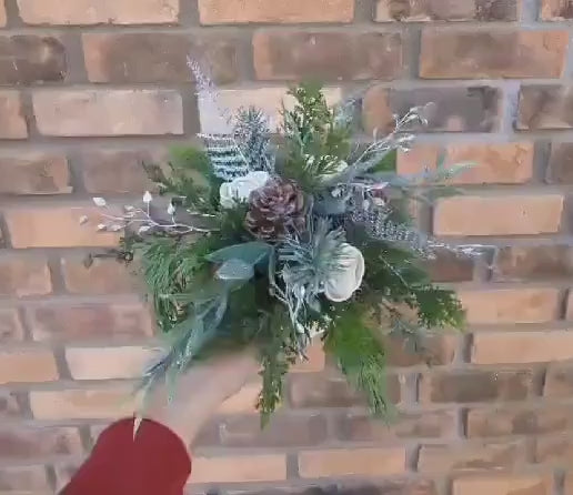 Christmas Centerpiece Box with Wood Flowers, Holiday Floral Arrangement, Holiday Centerpiece, Christmas Home Decor, Holiday Party Gift