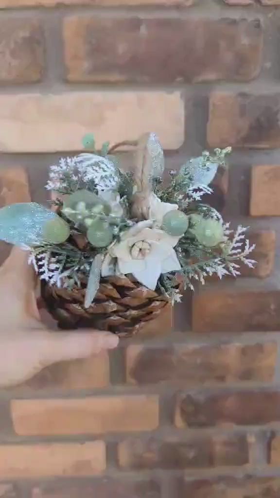 Pine Cone Christmas Ornament with Wood Flowers, Christmas Tree Ornament, Pine Cone Decor, Christmas Tree Decor