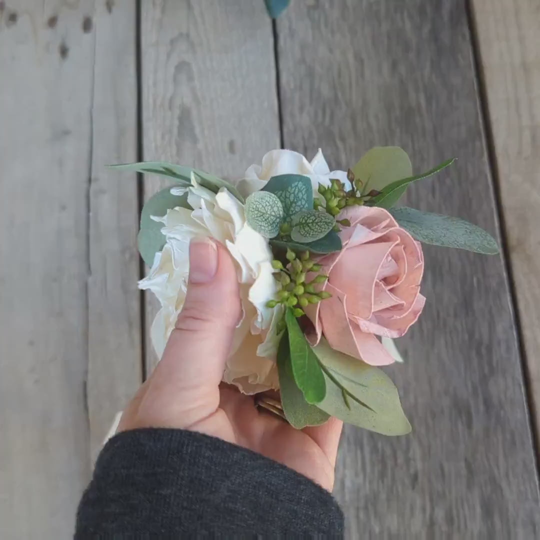 Wedding Wrist Corsage with Wood Flowers, Eucalyptus Wristlet, Wedding Corsage for Bridesmaids, Wooden Flowers Pinned Corsage