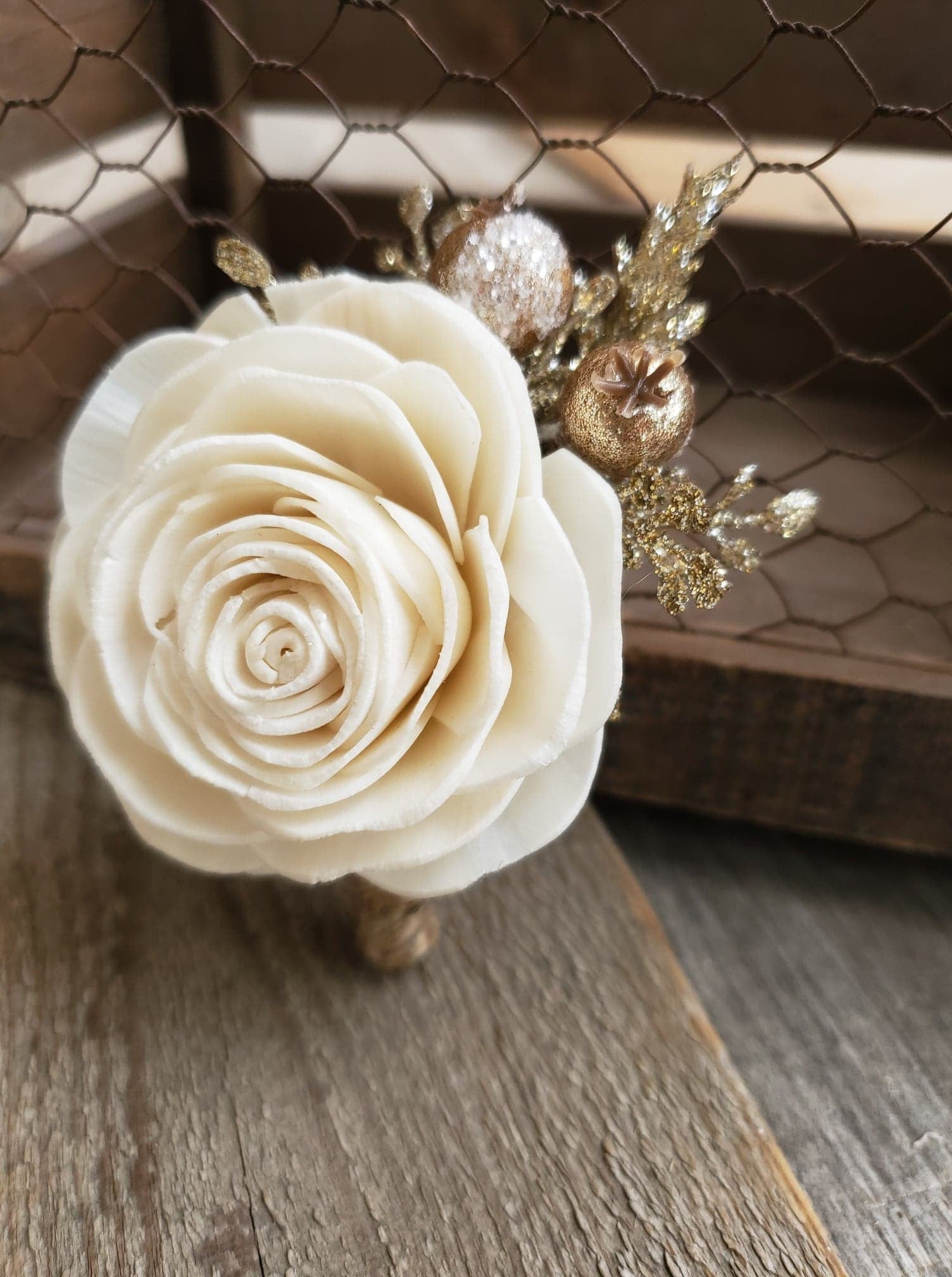 Wood Flower Boutonniere for Groom, Groomsmen Boutonnieres, Father of the Bride Boutonniere, Pinned Flower Lapel Pin