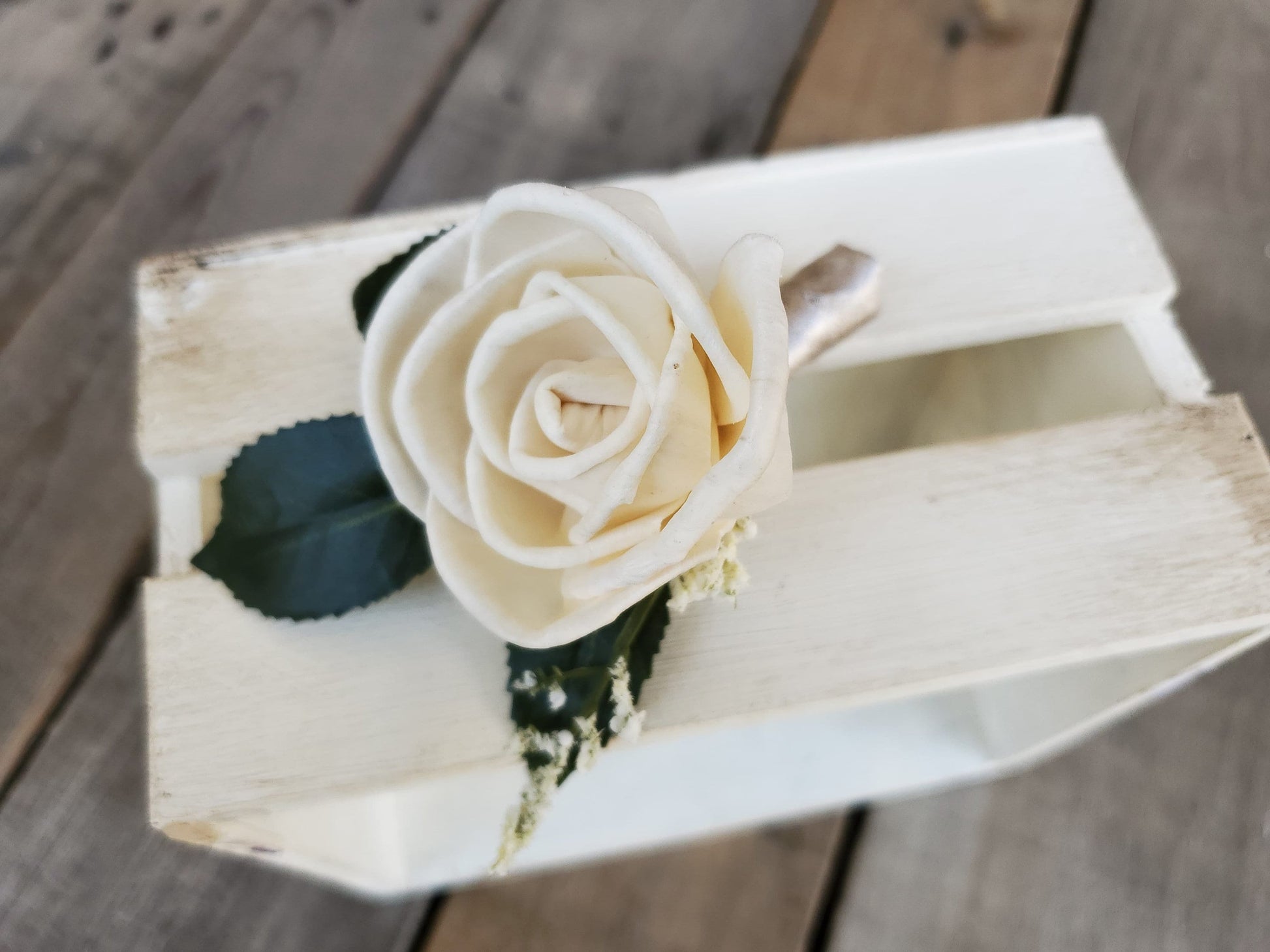 Rose Wood Flower Boutonniere, Groom Rose Boutonniere, Pinned Lapel, Pinned Flower for Groomsmen, Father of the Bride Flower