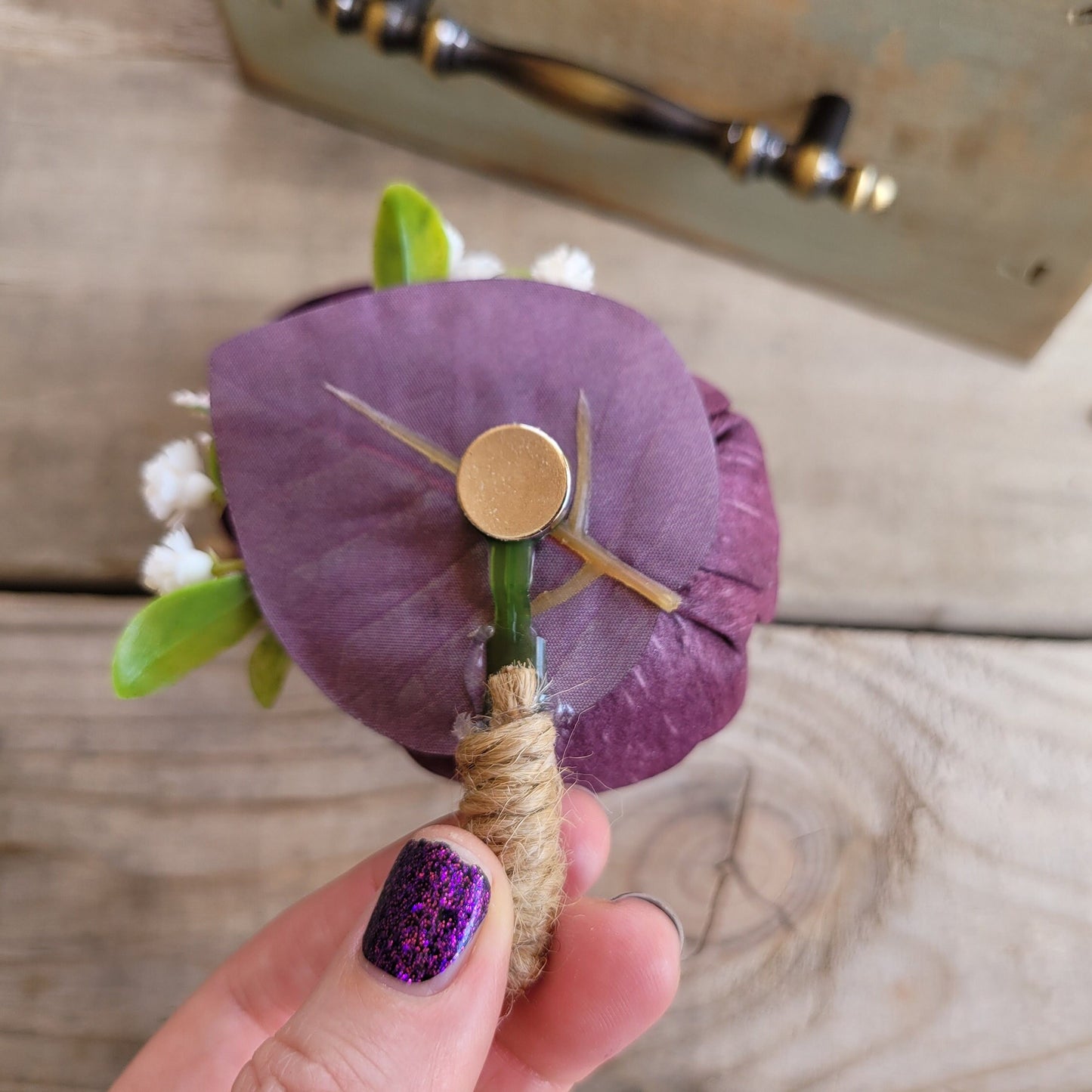 Groomsmen Boutonniere, Wood Flower Boutonniere, Wooden Lapel Pin, Wedding Boutonniere for Groom