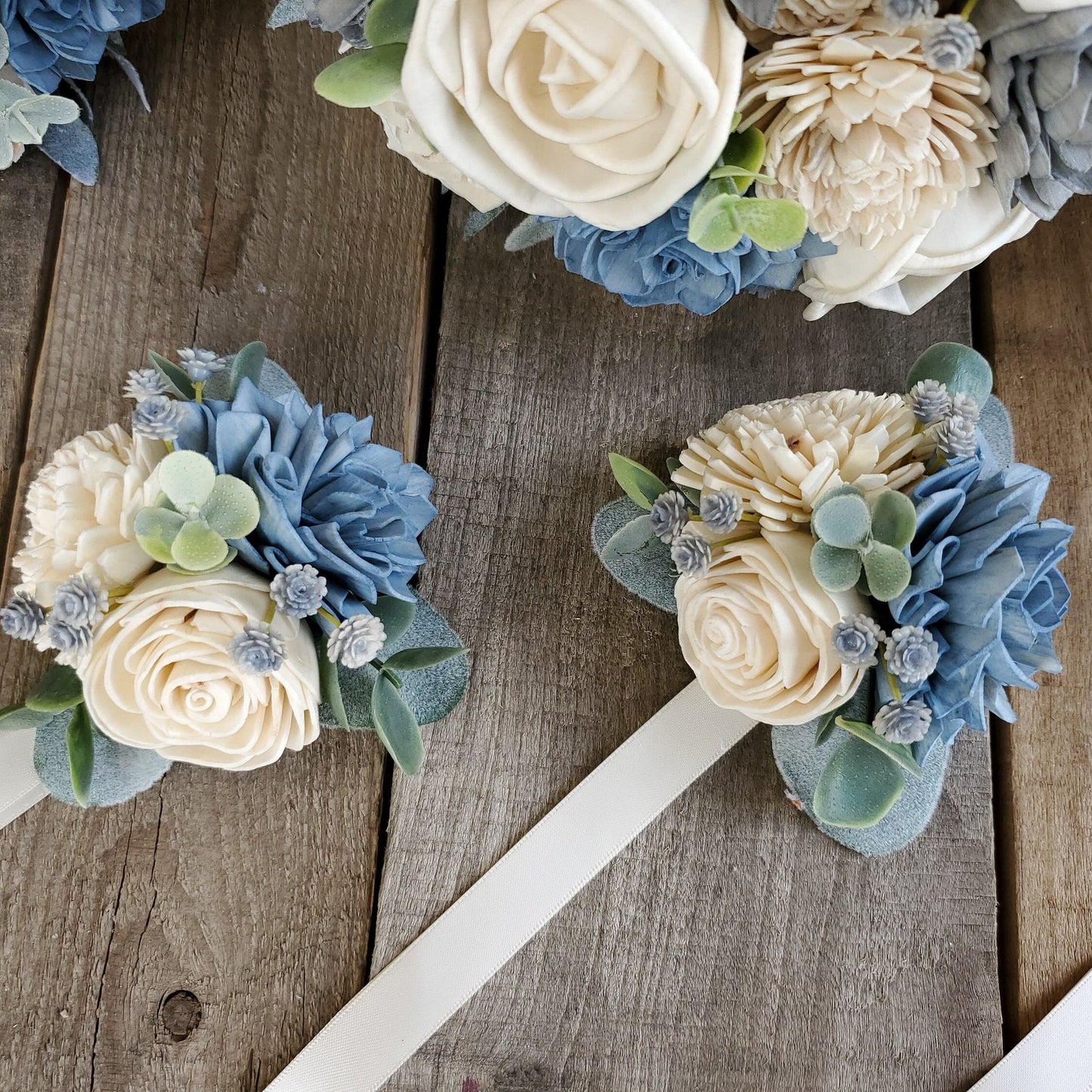 Corsage with Wood Flowers, Sola Wood Flower Wrist Corsage for Prom, Corsage Wristlet for Wedding
