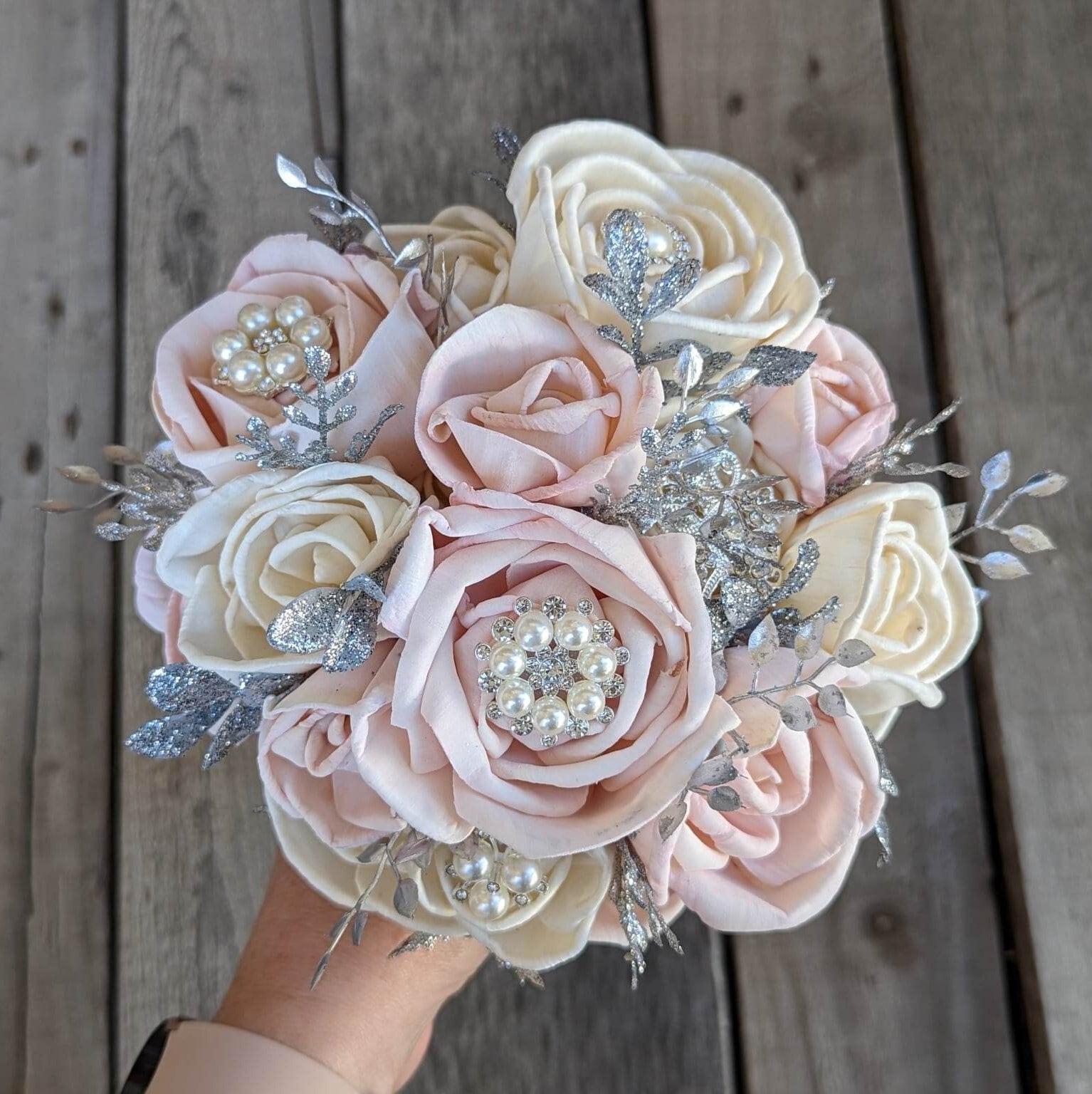 Wood Flower Bridal Bouquet, Silver Brooch Quinceanera Bouquet, Wood Bridal Bouquet, Wooden Flowers Bouquet, Rose Quince Bouquet
