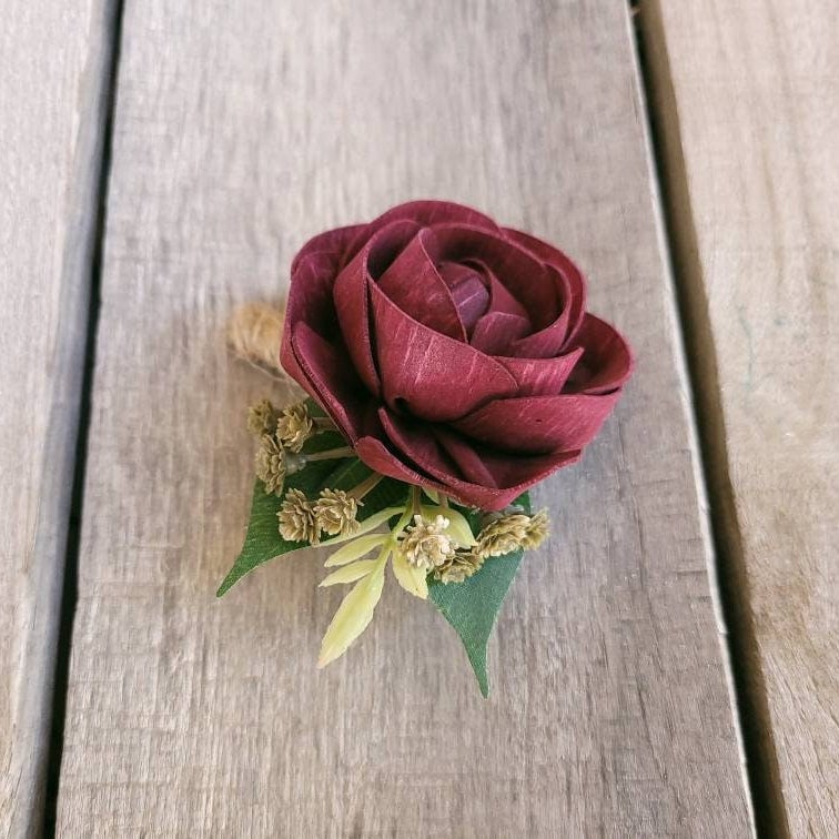 Wedding Boutonniere, Flower Lapel Pin, Groom Boutonniere, Sola Wood Flower Boutonniere, Wooden Wedding Flowers, Groomsmen Boutonniere